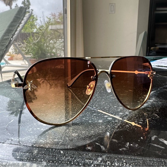 BEE ♡ Aviators Sunglasses - Picture 6 of 6